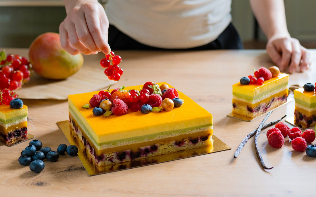 Cadre à pâtisserie : l’outil indispensable pour des entremets impeccables