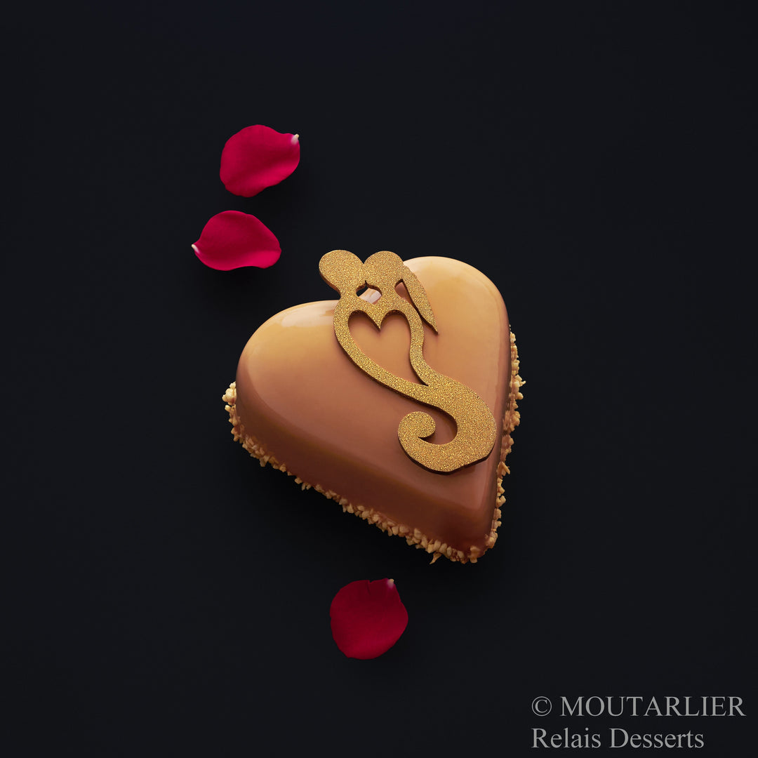 Entremets coeur réalisé par ©Moutarlier Relais Desserts avec un moule en plastique PETIT